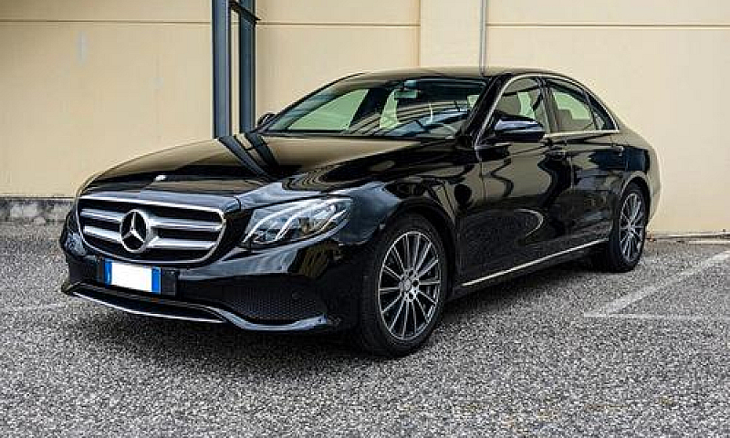 Mercedes-Benz E 200 ...