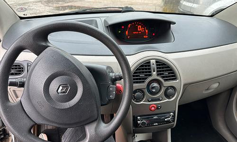 Renault Modus 2005...