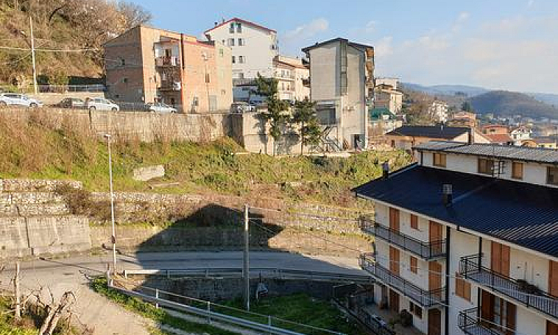 Casa & Magazzino A S...
