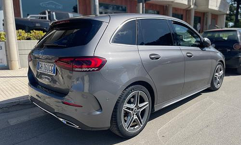 Mercedes-Benz B 200 ...