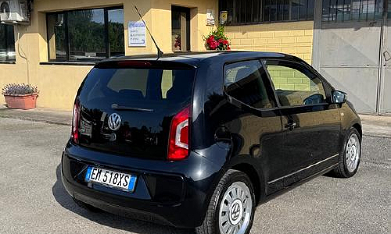 Volkswagen Up! 1.0 7...