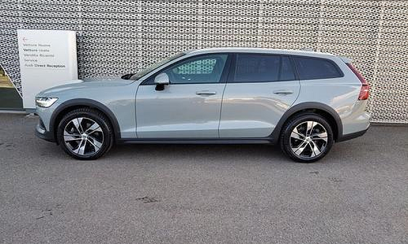 Volvo V60 Cross Coun...