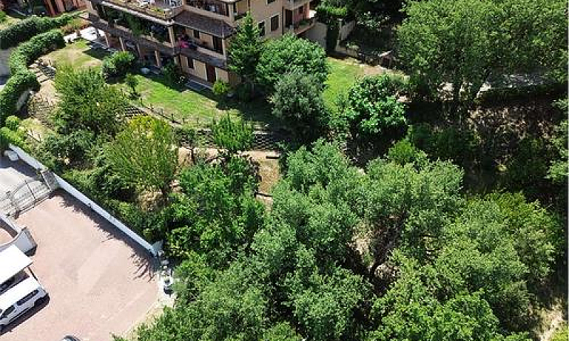 San Mariano, Apparta...