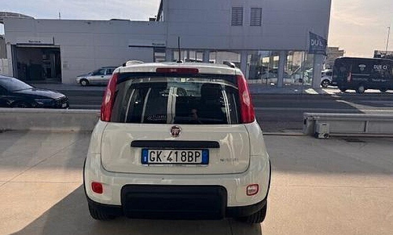 Fiat Panda 1.0 Hybri...