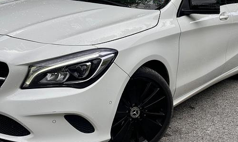 Mercedes-Benz Cla 20...