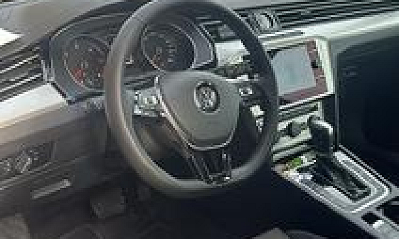 Volkswagen Passat...