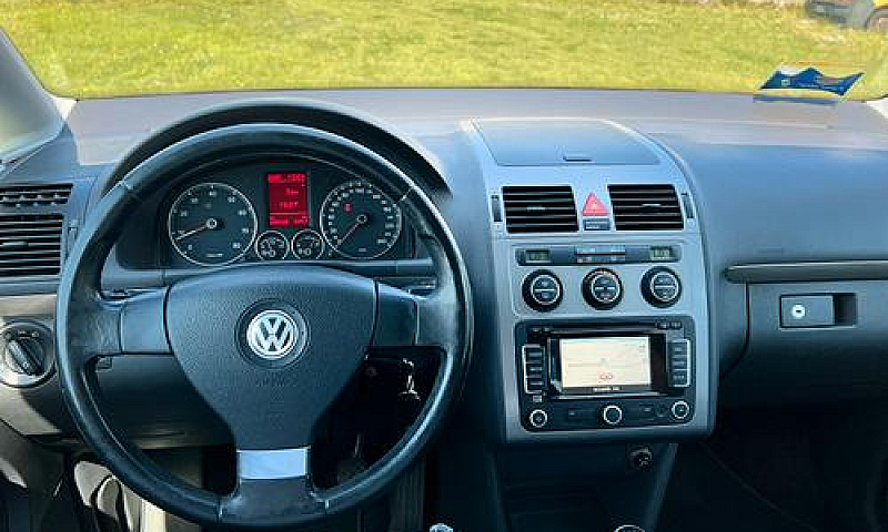 Volkswagen Touran 7 ...