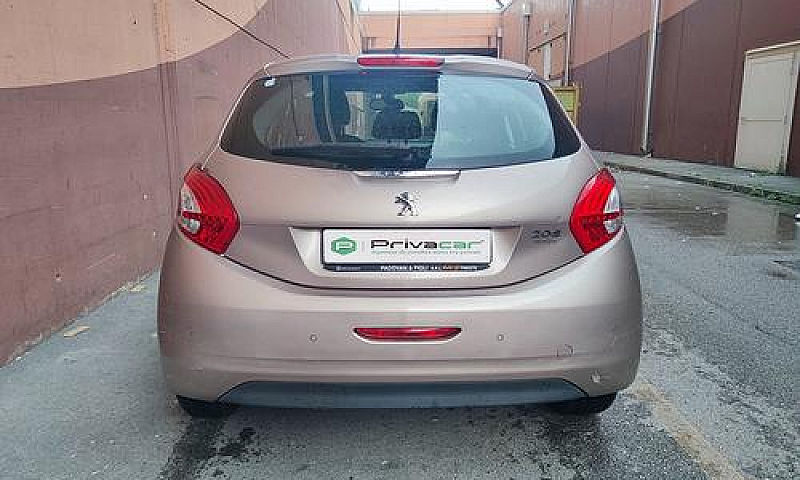 Peugeot 208 1.2 Vti ...