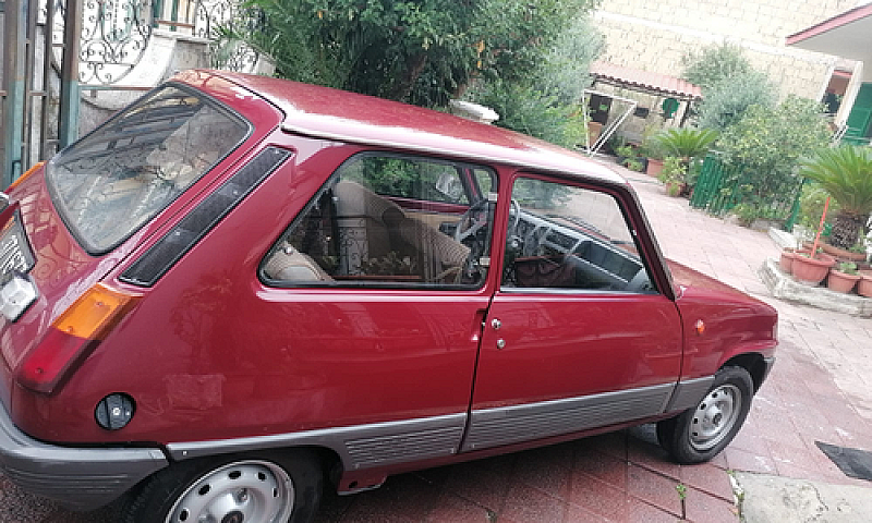 Renault 5...