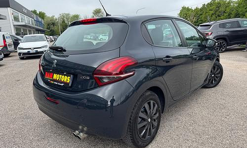 Peugeot 208 Bluehdi ...