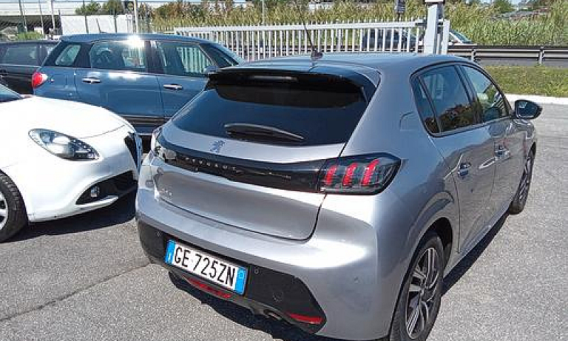 Peugeot 208 Puretech...