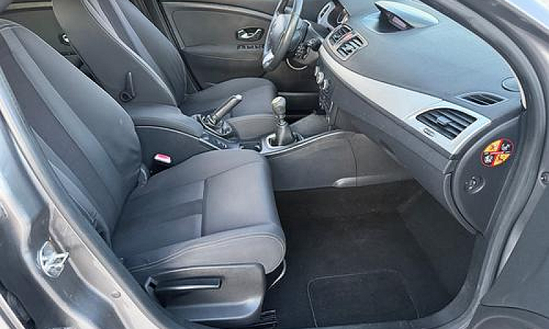 Renault Megane 1.9 D...