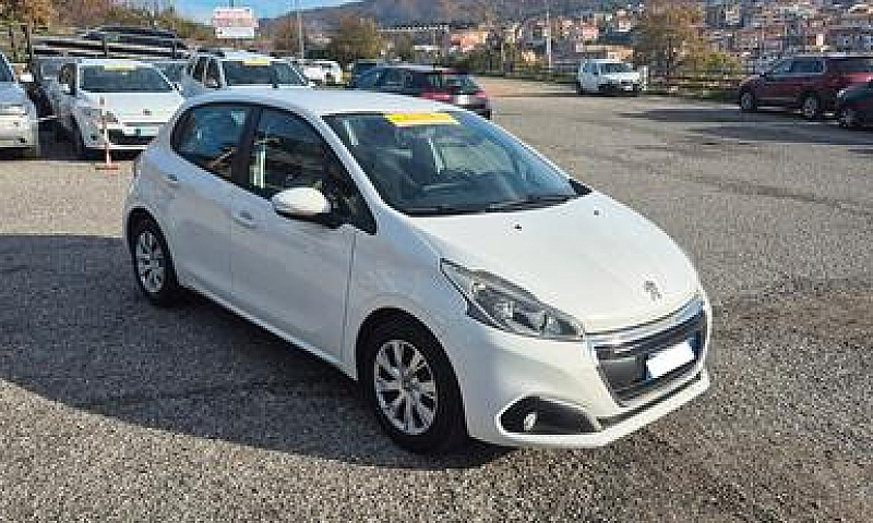 Peugeot 208 Puretech...