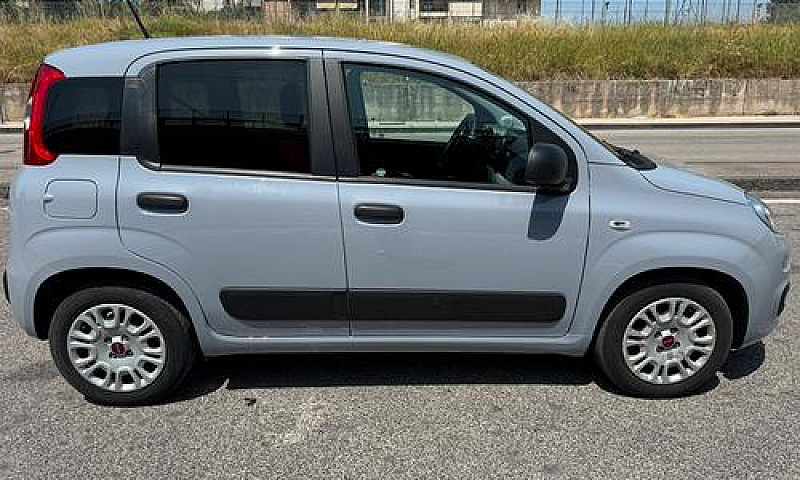 Fiat Panda 1.0 Hybri...