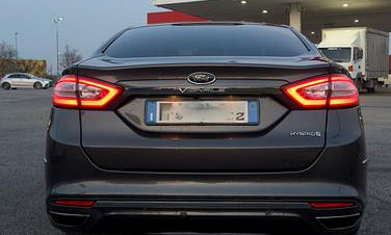 Ford Mondeo Berlina ...
