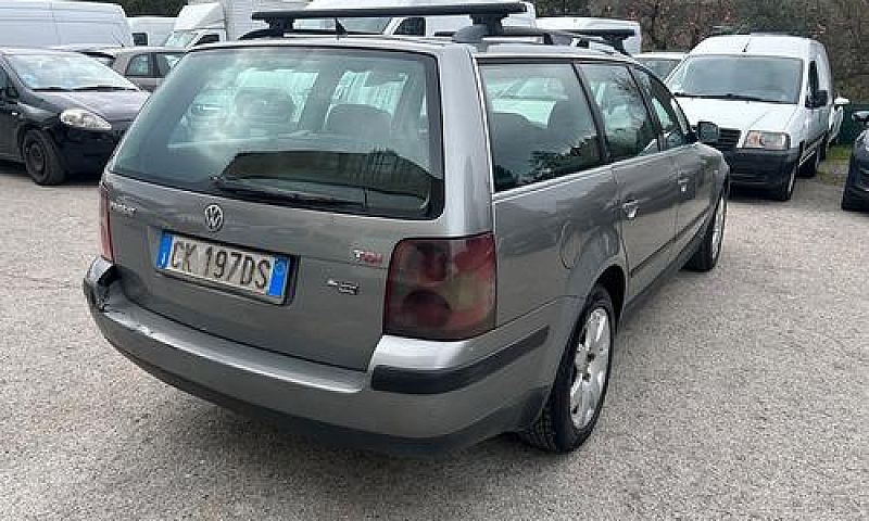 Volkswagen Passat 1....