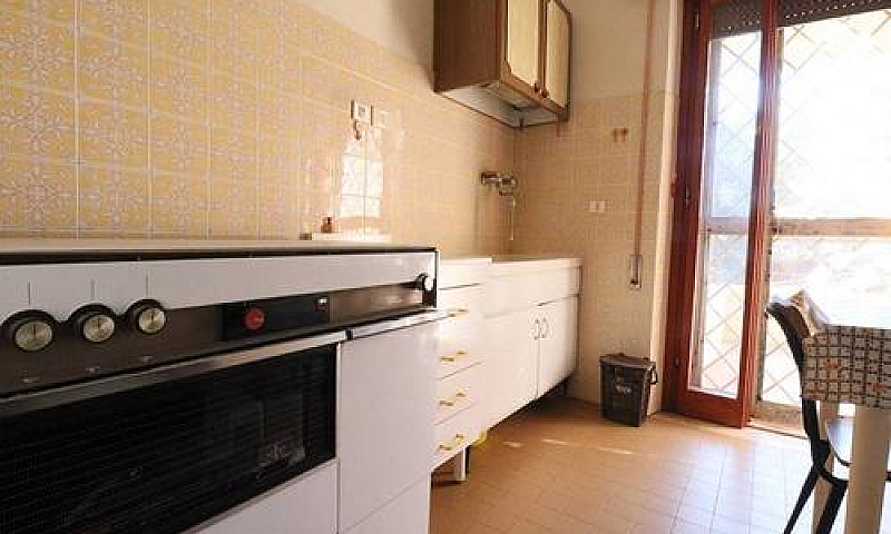 Appartamento Di 63 M...