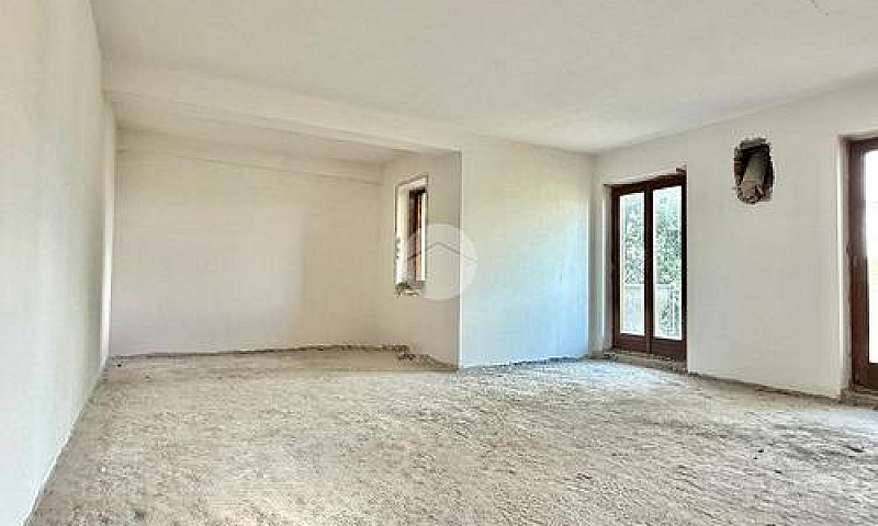 3 Locali A Viterbo...