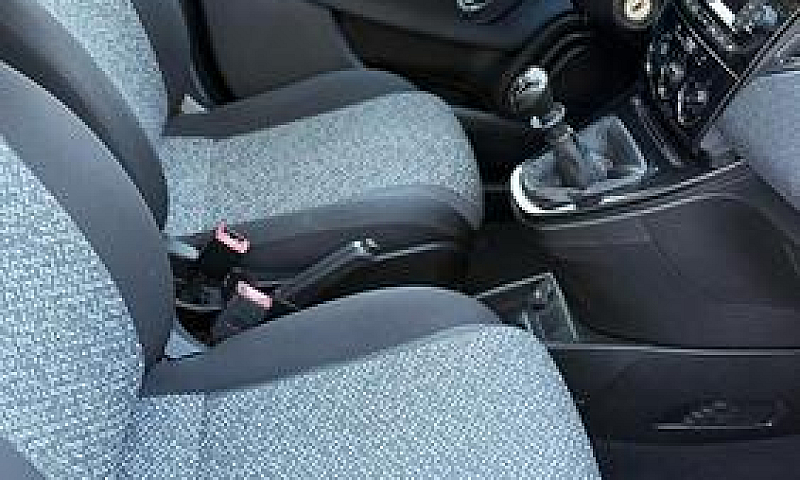 Lancia Ypsilon...