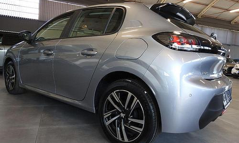 Peugeot - 2008 1.2T ...
