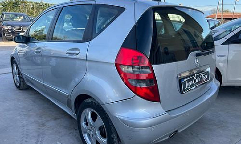 Mercedes-Benz A 180 ...