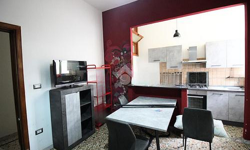 3 Locali A Lecce...