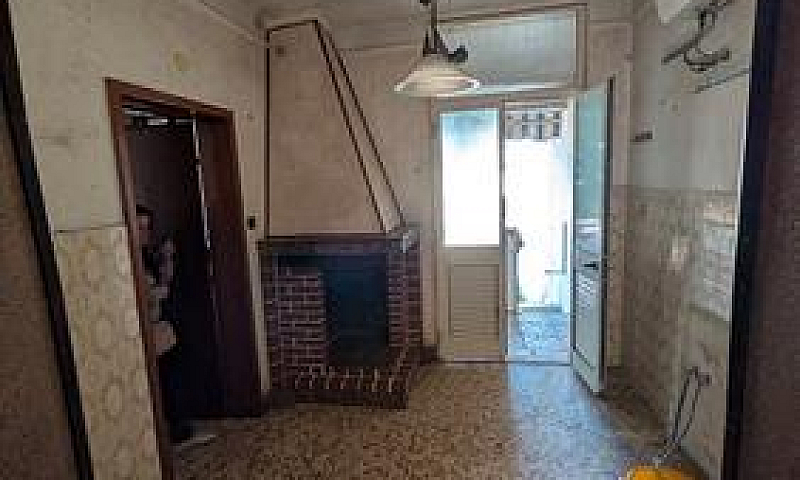 Casa Con Giardino 12...