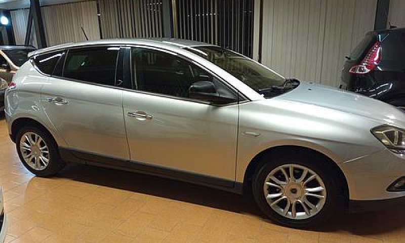 Lancia Delta 1.6 Mjt...