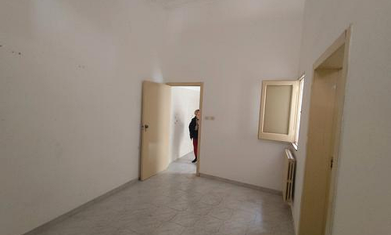 Appartamento Piano T...