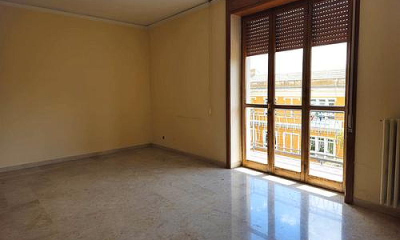 Appartamento In Cent...