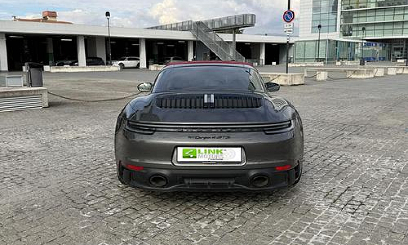 Porsche 911 Targa 4 ...