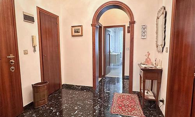 Trilocale A Venezia...