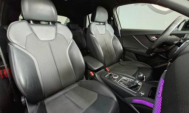Audi Q2 35 Tdi 150Cv...