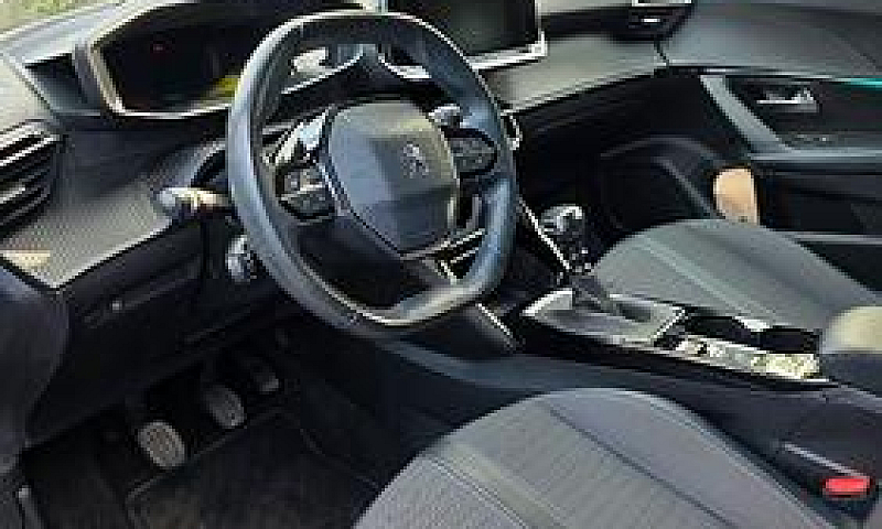 Peugeot 2008-Pari Al...