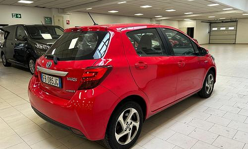 Toyota Yaris 5P 1.5H...