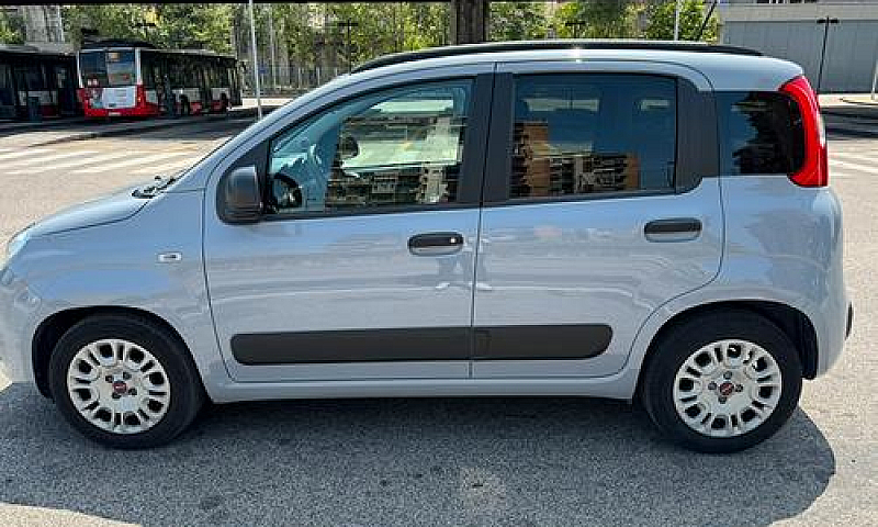 Fiat Panda 1.0 Hybri...