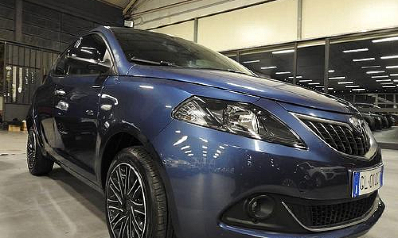 Lancia - Ypsilon - 1...
