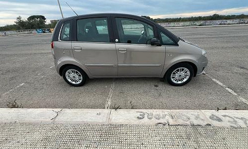 Lancia Musa 1.4 Arge...