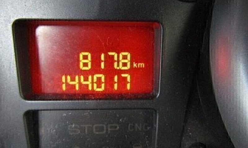 Peugeot 206 Plus 1.1...
