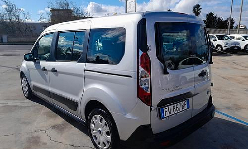 Ford Tourneo Connect...