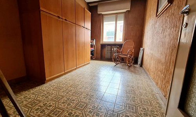 Appartamento Di Tre ...