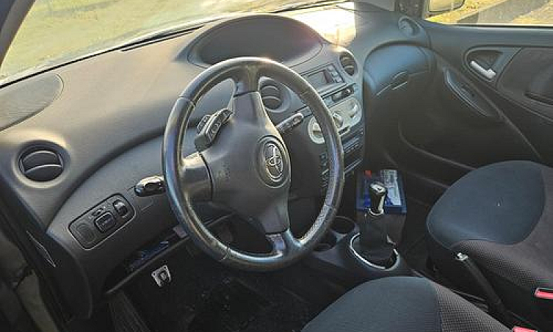 Toyota Yaris 1.4 Tdi...