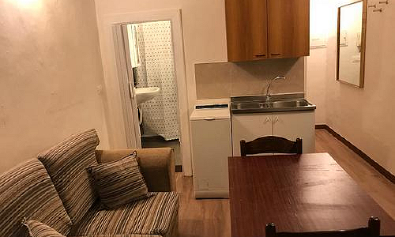 Bari Centro- Via Qui...