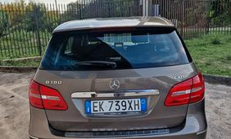 Mercedes-Benz B 180 ...