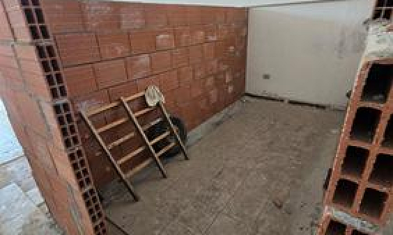 Appartamento Piano T...