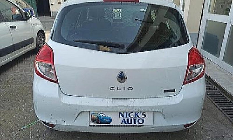Renault Clio Van - 2...
