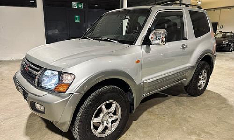 Mitsubishi Pajero 3....