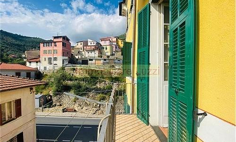 Pontedassio Appartam...
