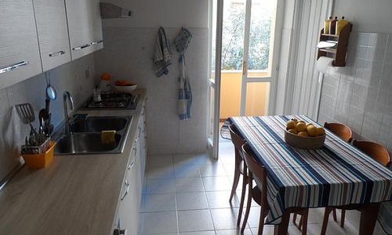 Appartamento Via Sav...