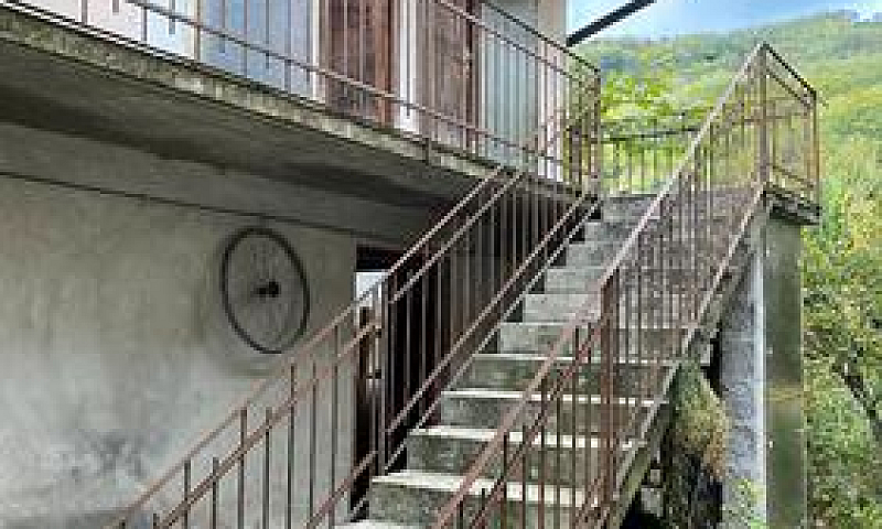 Gorizia, Via Iv Nove...
